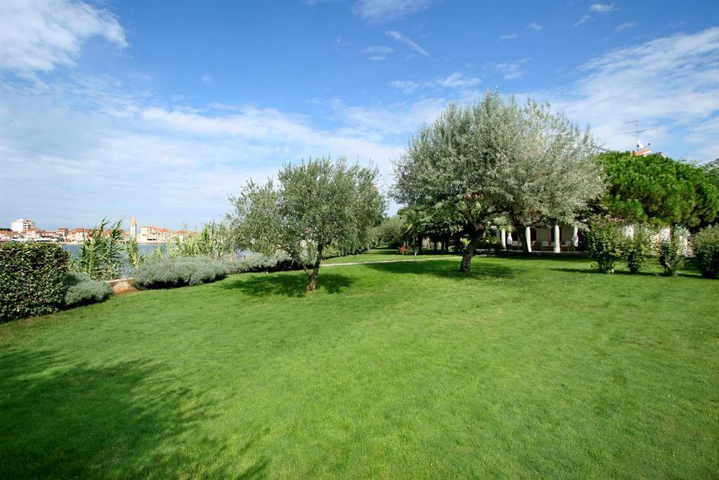 Apartments Bella Vista Umag Extérieur photo