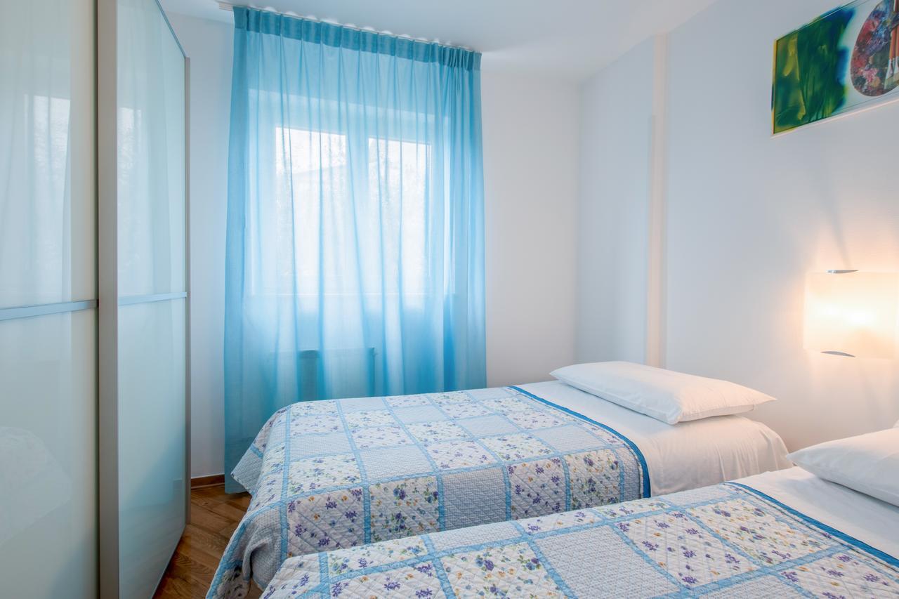 Apartments Bella Vista Umag Extérieur photo